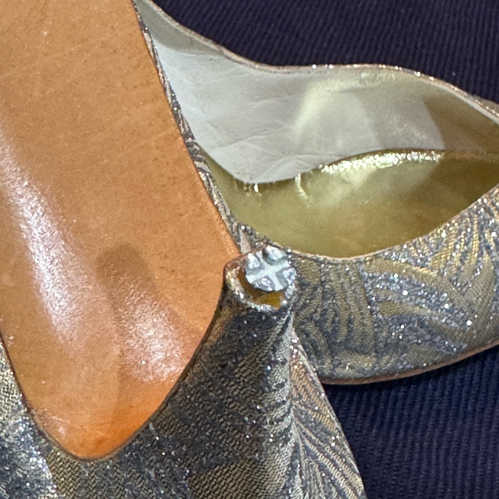 Stuart Weitzman Gold Patterned Heels - image 4